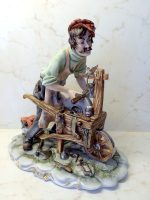 Capodimonte Knife Grinder