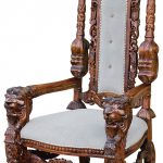 Traforata Small Throne Chair